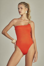 Carica l'immagine nel visualizzatore di Gallery, Model Front: Empress One-Piece Monte Carlo Body Coral Red Luxor