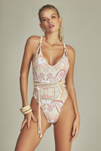 Carica l'immagine nel visualizzatore di Gallery, Model Front: Empress One-Piece Leticia Body Green Paisley