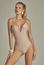 Carica l'immagine nel visualizzatore di Gallery, Model Front: Empress One-Piece Nice Body Nude
