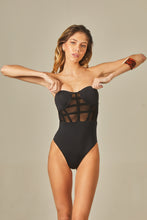 Carica l'immagine nel visualizzatore di Gallery, Model Front: Empress One-Piece Tule Bouche Body Black
