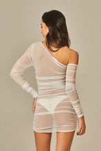 Carica l'immagine nel visualizzatore di Gallery, Model Back: Empress Mini Dress Yasmin Dress White Tule
