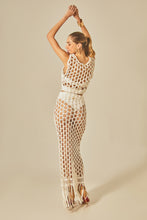 Carica l'immagine nel visualizzatore di Gallery, Model Back: Empress Maxi Dresses Offwhite Hammock
