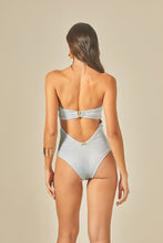 Carica l&#39;immagine nel visualizzatore di Gallery, Model Back: Empress One-Piece Jeans Body Dolly
